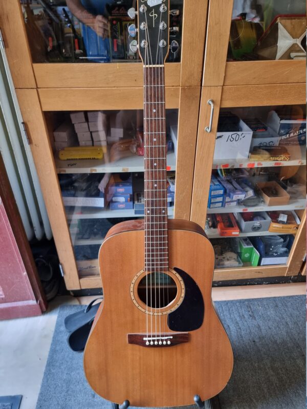 Simon & Patrick S&P 6 Mahogany Spruce begagnad